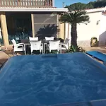 Vacaciones 4 ヴィラ