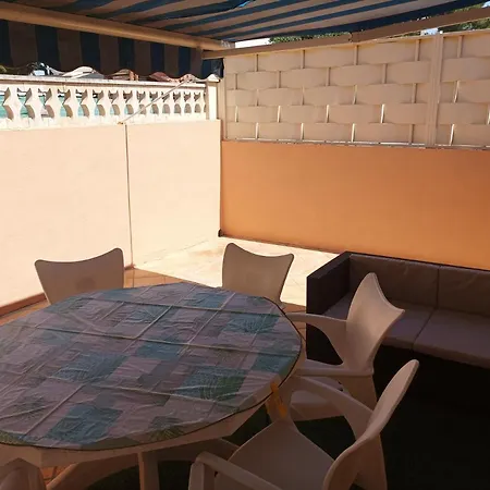 Villa Vacaciones 4 *