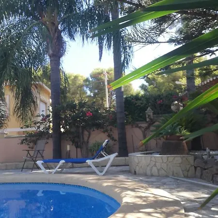 וילה Vacaciones 4 *